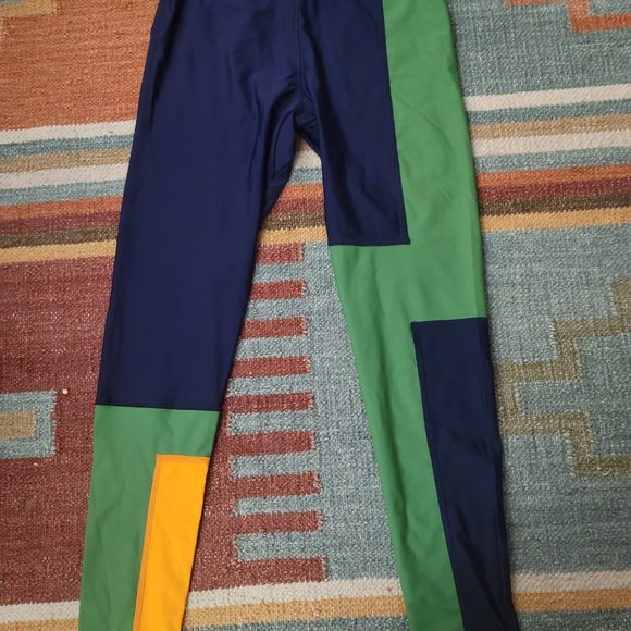 LAAIN Colorblock activewear SET medium - Picture 2 of 14